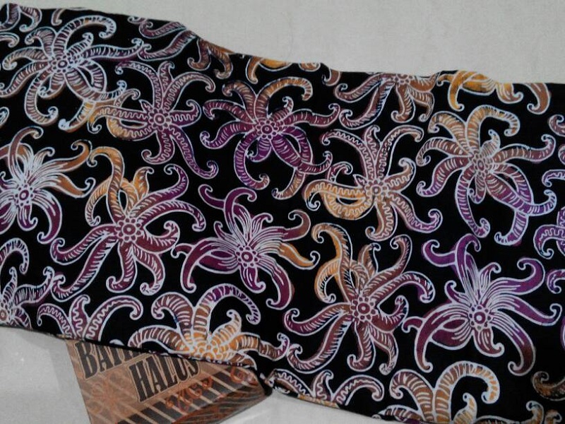 Motif Batik Bunga Raya Lukisan Corak Bunga Simple : Set Mewarna Batik